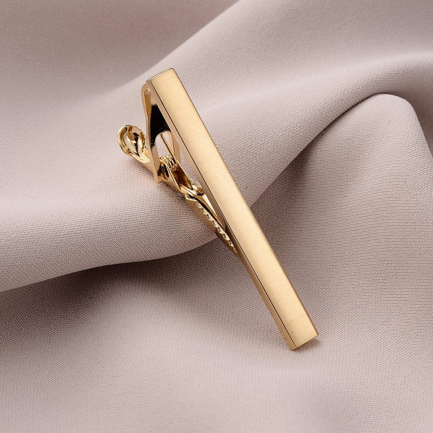 UJOY Tie Clips for Men, 4 Pcs Tie Bars Pinch Clip Set Silver Black 2.3 Inches Business Shirt Necktie Parts