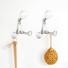 Load image into Gallery viewer, SARIHOSY 3 Hangers Wall Hooks Three Colors Available High Quality Zinc Alloy Coat Hooks for Bathroom Kitchen Bedroom 7752