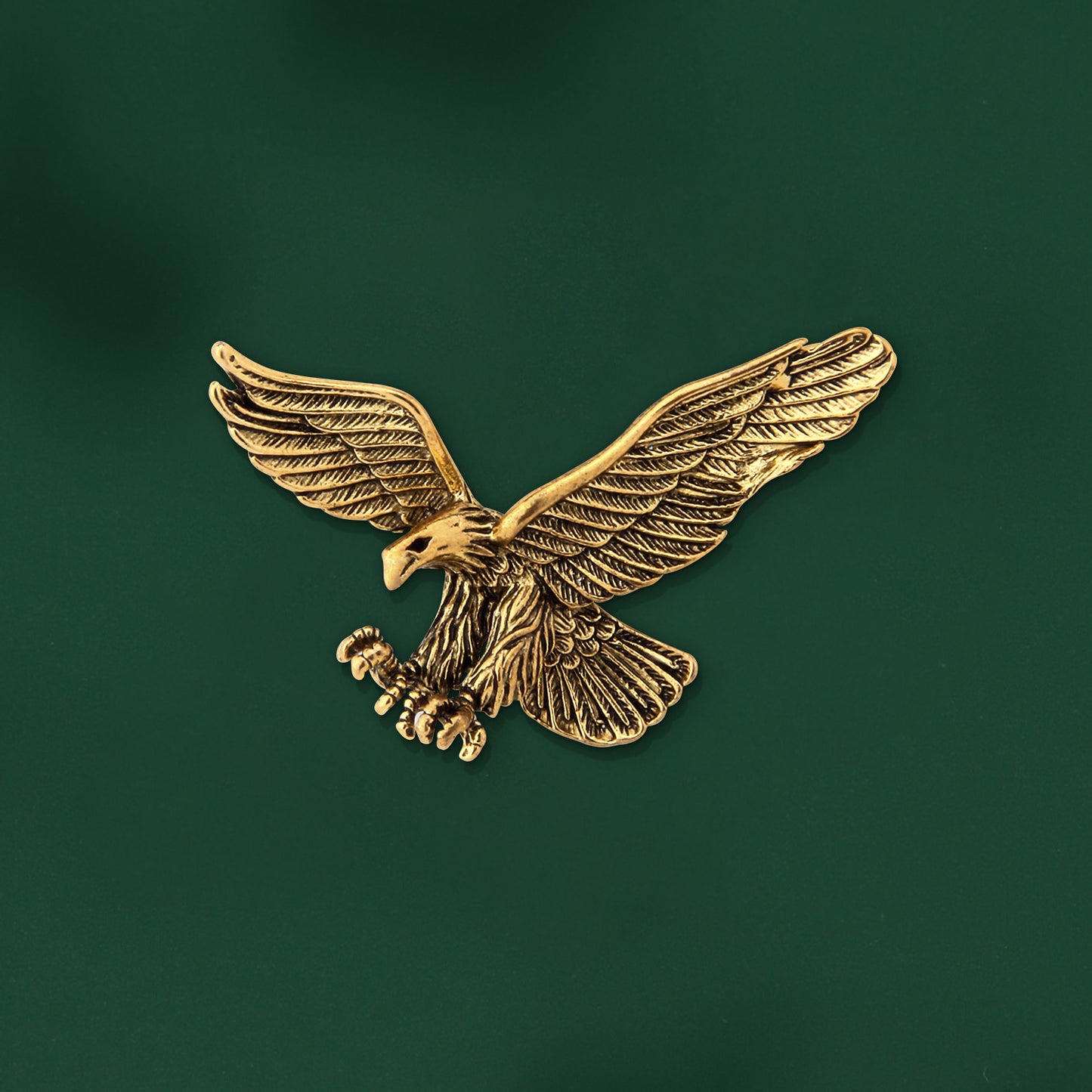 UJOY The Gold Flying Eagle Brooch Gold-plated Brooch Gifts for Gentleman and Fashionable Lady