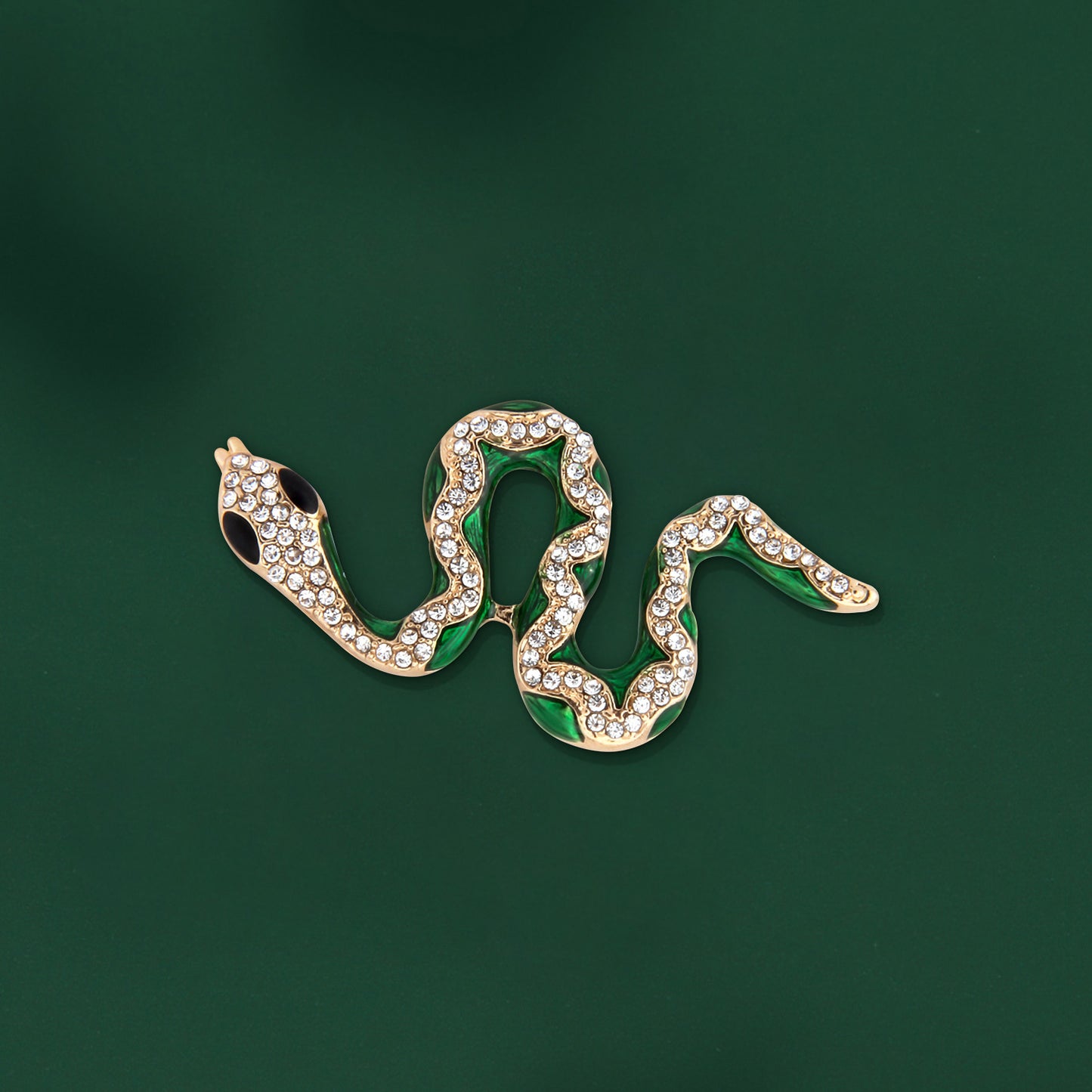UJOY Emerald Serpentine Crystal Brooch Fashion Diamond Brooch Gifts for Unisex