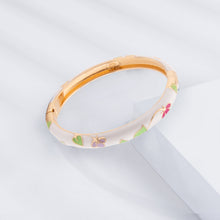 Cargar imagen en el visor de la galería, Pink Floral Cloisonne Enamel Hinged Bangle - Rose Gold Plated Zinc Alloy Chinese Bracelet for Women