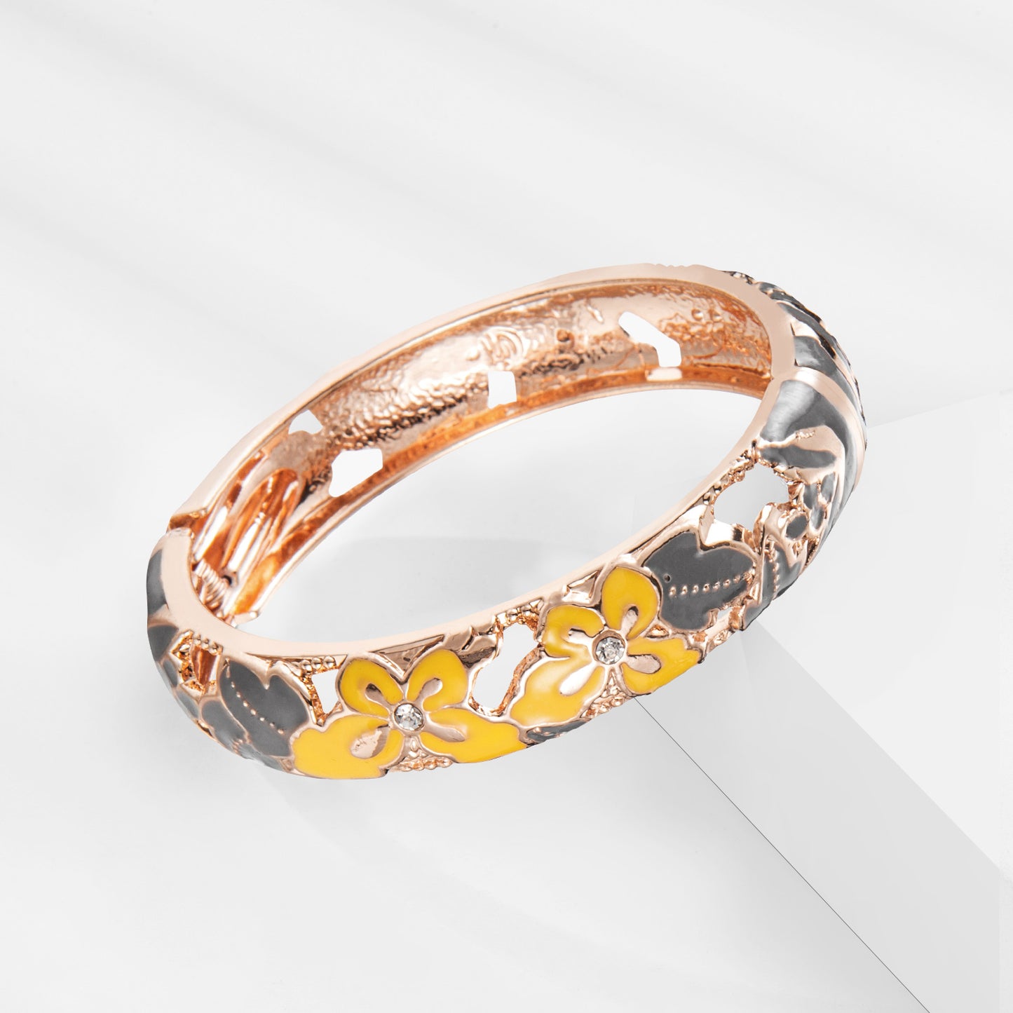 UJOY Cloisonne Bangle Butterfly Pattern Colorful Bracelet Gifts for Women Girls 428125