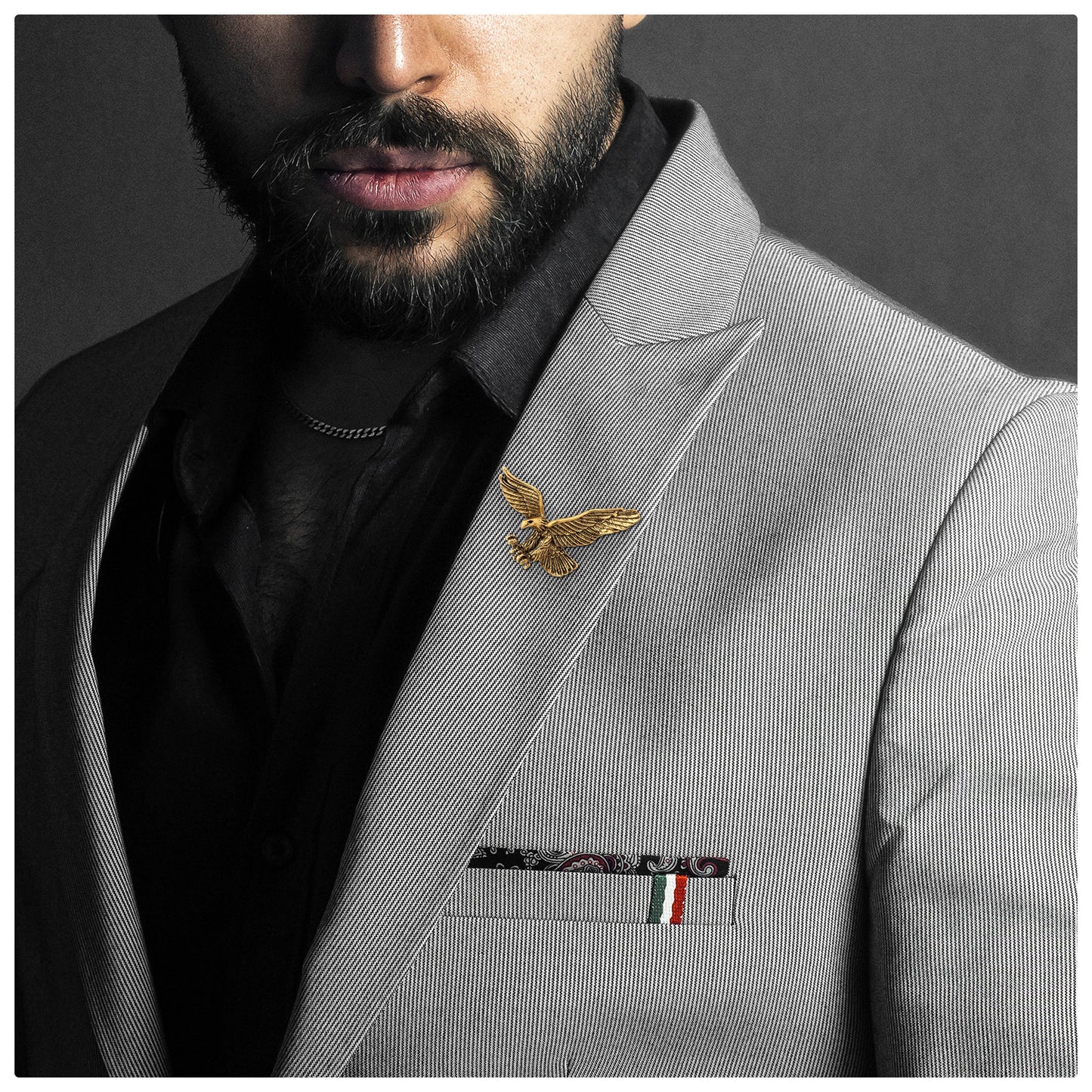 UJOY The Gold Flying Eagle Brooch Gold-plated Brooch Gifts for Gentleman and Fashionable Lady