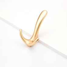Load image into Gallery viewer, SARIHOSY Brushed Copper Tone Zinc Alloy Wall Mounted Coat Hook 821