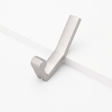 Cargar imagen en el visor de la galería, SARIHOSY Brushed Copper Tone Zinc Alloy Wall Mounted Coat Hook 864-L