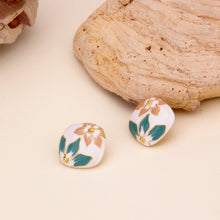 Cargar imagen en el visor de la galería, UJOY Vintage Painted Enamel Flower Earrings | Gold Plated Zinc Alloy Jewelry