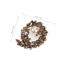 Load image into Gallery viewer, UJOY Vintage-style Pearl Lei Brooch Lapel Pin Wedding Accessories Brooch Pin Jewelry Gift for Wife Mom