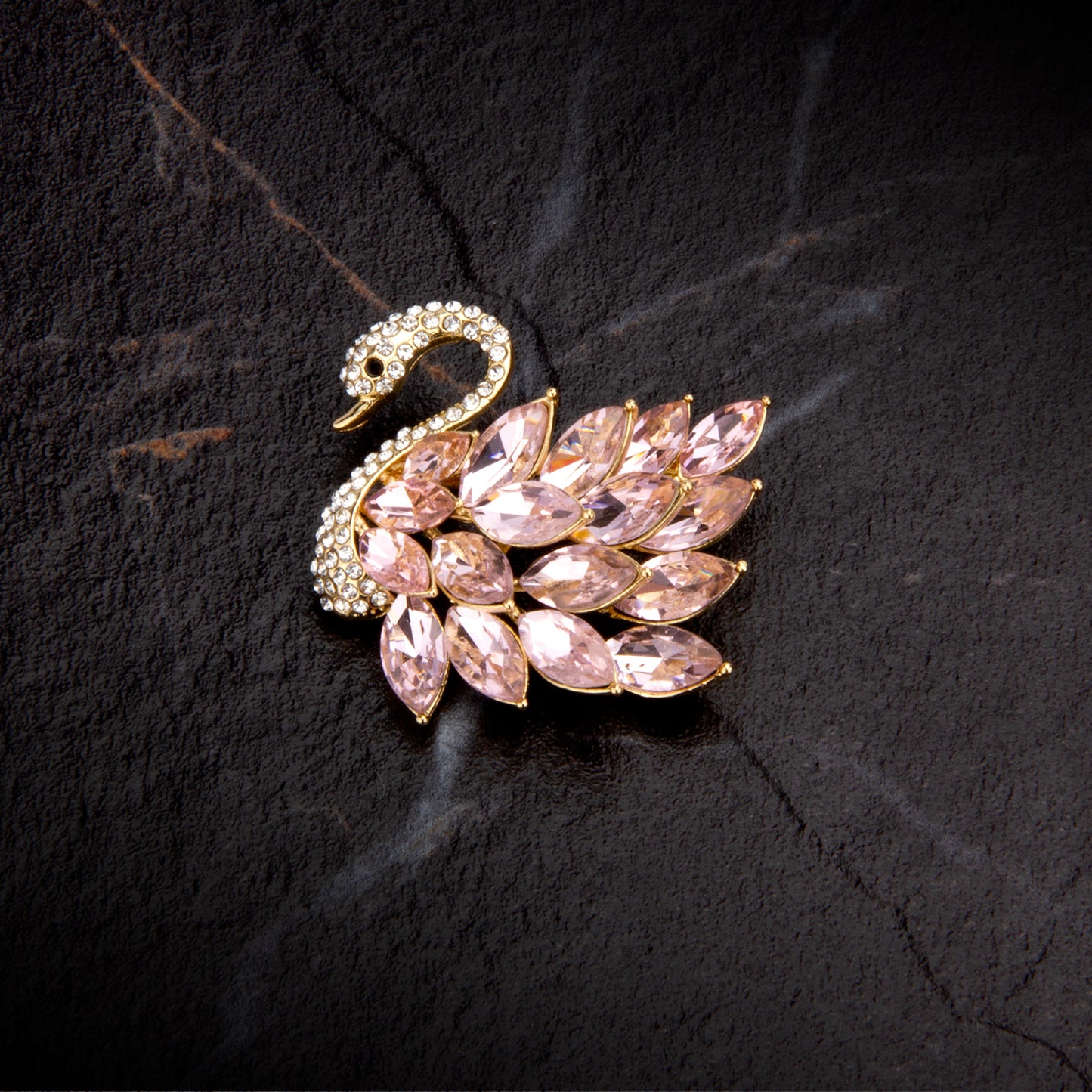 UJOY Pink Swan Brooch Elegant Luxury Brooch Accessories Jewelry Gifts for Women Girls
