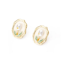 Cargar imagen en el visor de la galería, UJOY Vintage Lily of the Valley Enamel Stud Earrings | Gold Plated Zinc Alloy Jewelry