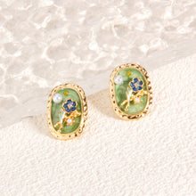 Cargar imagen en el visor de la galería, UJOY Dainty Pink Floral Enamel Earrings – Irregular Oval Frame with Pearl Accents