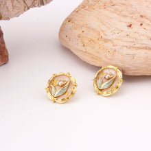 Cargar imagen en el visor de la galería, UJOY Round Enamel Flower Leaf Stud Earrings – Light Pink Gold-Tone Zinc Alloy