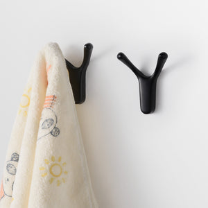 SARIHOSY 5Pcs Wall Hook Bathroom Accessories for Towel Coat Key Golden Coat Hook American Style Creative Y-Shaped Wall Hooks