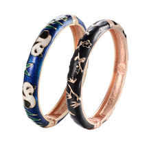 Cargar imagen en el visor de la galería, UJOY Cloisonne Chinese Panda Bracelets-Gold Plated Gorgeous Handcrafted Gifts Enamel Bangles Set for Women