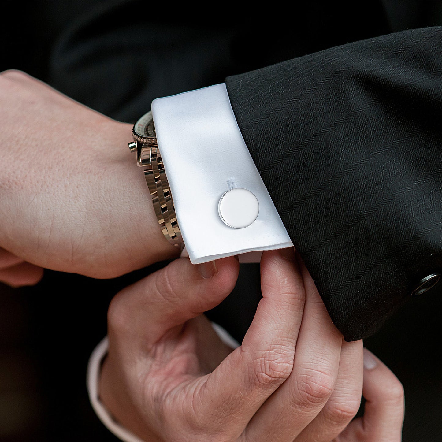 UJOY Men's Jewelry Silver Cufflinks for Shirts for Weddings, Business Meeting, Dinner
