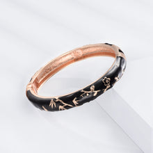 Cargar imagen en el visor de la galería, UJOY Cloisonne Chinese Panda Bracelets-Gold Plated Gorgeous Handcrafted Gifts Enamel Bangles Set for Women