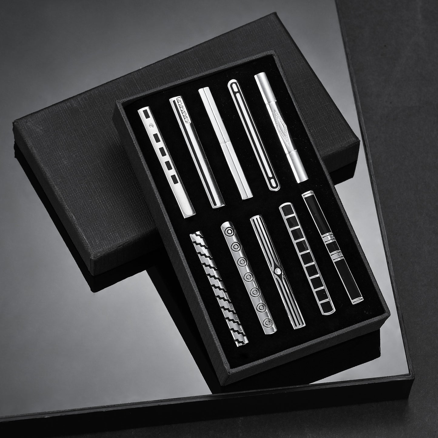 UJOY Tie Clips Set for Men Tie Bar Clip Black Silver-Tone Gold-Tone for Wedding Business with Gift Box