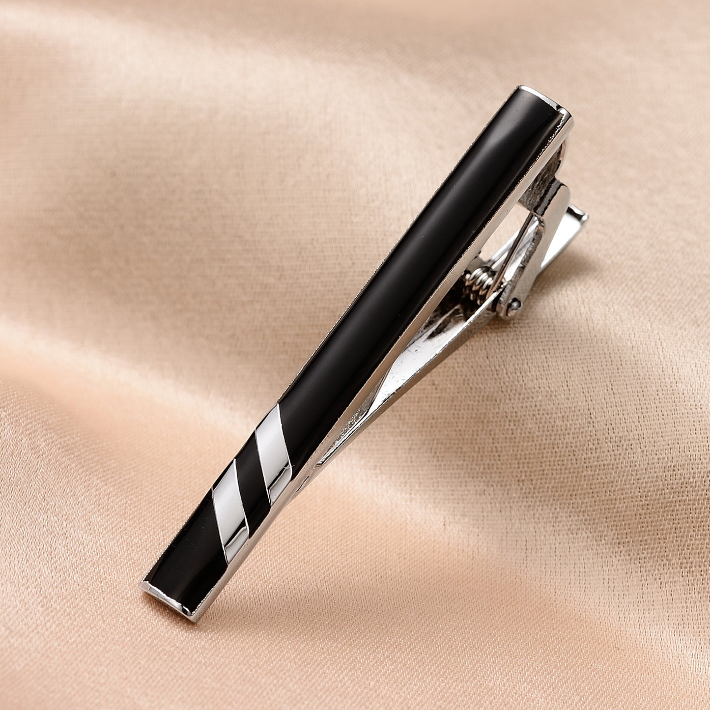 UJOY Tie Clips for Men, 4 Pcs Tie Bars Clip Set Silver Black 2.3 Inches Business Shirt Necktie Parts