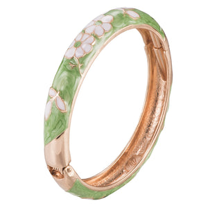 Bracelet New Fashion Jewelry Women Gift Classic Bangles High Quality Gift Flower Cuff 55A42