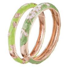 Cargar imagen en el visor de la galería, Bracelet New Fashion Jewelry Women Gift Classic Bangles High Quality Gift Flower Cuff 55A42