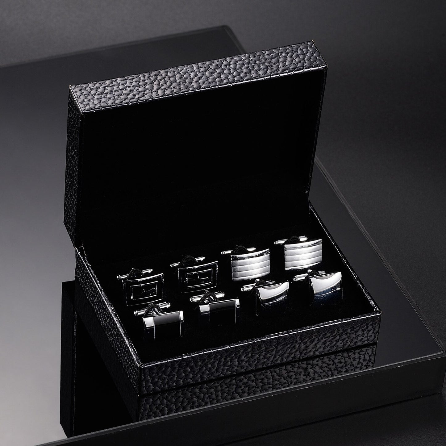 4 Pairs Set CuffLinks For Mens Wedding Guests Gift Souvenirs Man Shirt Cufflink With Gift Box Luxury Jewelry Business Tie Clips
