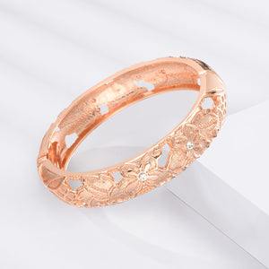UJOY Set of Fashion Cloisonne Bracelets Gold Plated Butterfly Filigree Enameled Womens Gifts Bangles