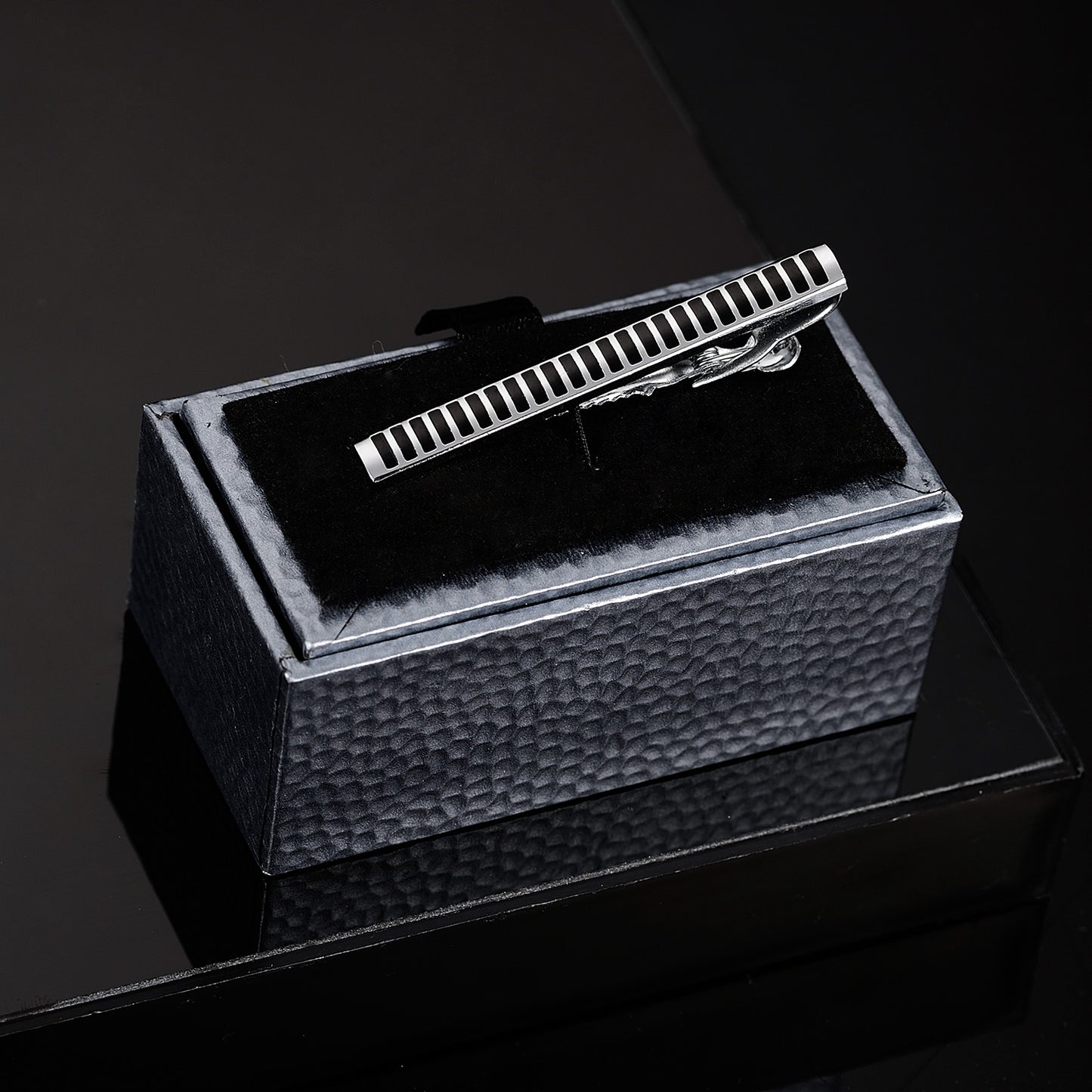 UJOY Skinny Tie Clips Necktie Shirts Bar Pins Box Packed Gift for Men